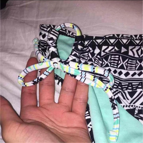 Breaking waves bathing suit bottoms - Picture 2 of 3